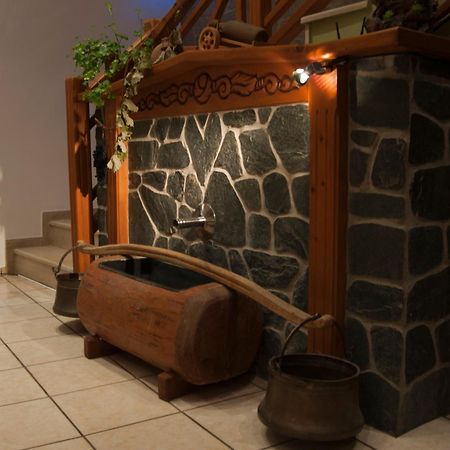 Family Hotel Ogi Asenovgrad ภายนอก รูปภาพ
