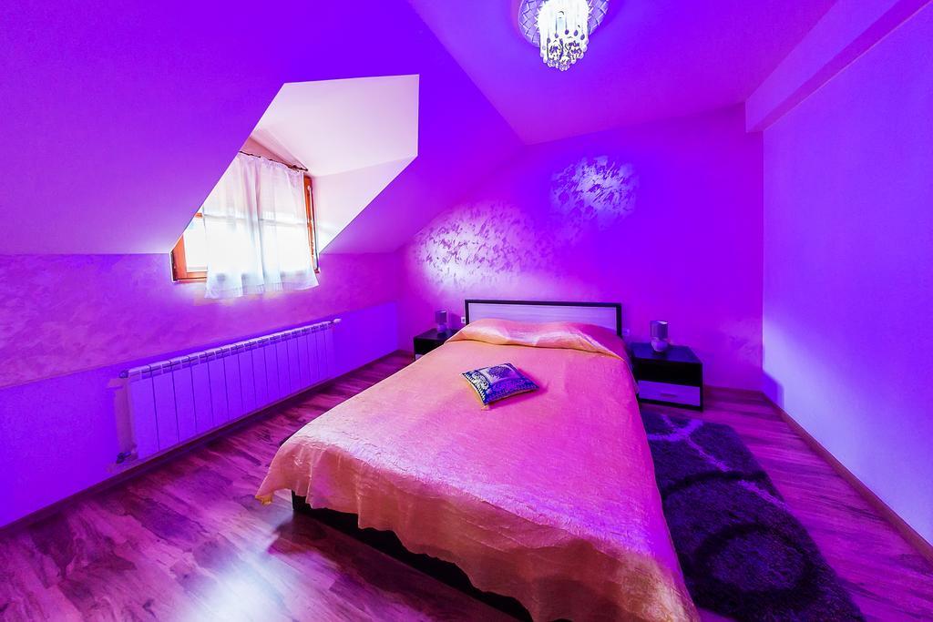 Family Hotel Ogi Asenovgrad ภายนอก รูปภาพ