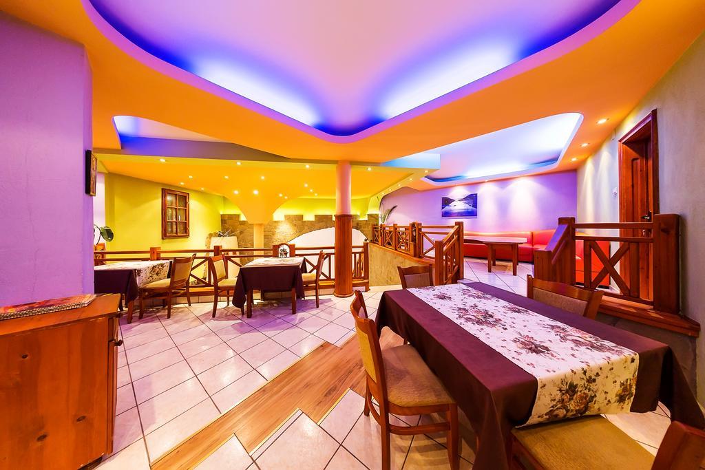 Family Hotel Ogi Asenovgrad ภายนอก รูปภาพ